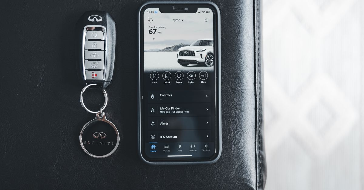 Nissan car key fob — Floral Park Locksmith